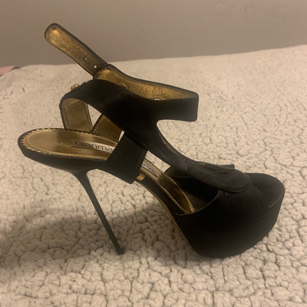 Slightly Worn Gianmarco Lorenzi Sandal